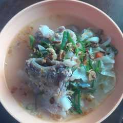 รูปของ Sop iga sapi sayuran