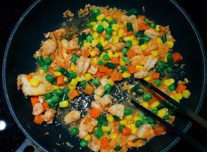 Hình của món 🦐 Tôm Xào Rau Củ Giảm Cân Eat Clean.