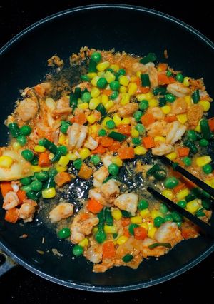 Hình của món 🦐 Tôm Xào Rau Củ Giảm Cân Eat Clean.