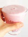 Smoothie de fresa (frutilla) súper cremoso, natural, sin grasa, sin azúcar y sin crema! Sanísimo!