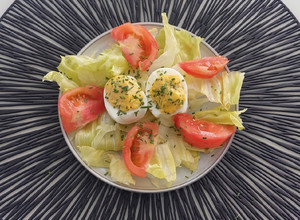 Una foto de Entrada con Huevos Rellenos