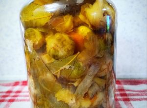 Una foto de 19/6📅🫙Repollitos de Bruselas & Berenjenas al Escabeche🍆