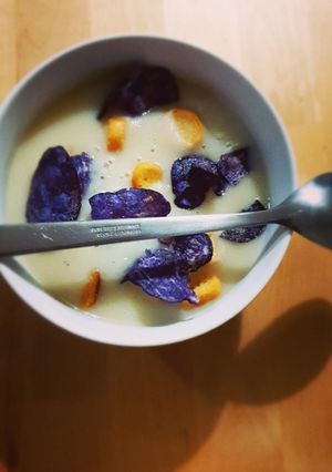 Une photo de Soupe au chou et Vache-qui-rit au cookeo