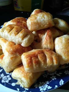 Foto resep Bolen pisang cokelat keju