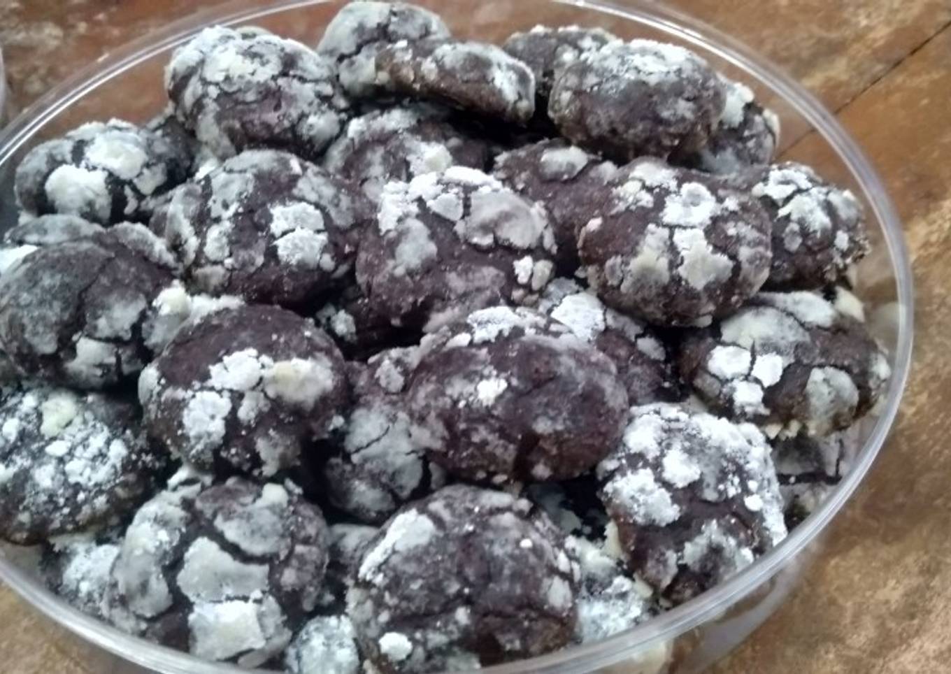 Chocolate Crinkle Cookies