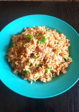 A picture of Left over stir fried rice.