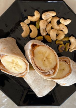 A picture of Nutella rollups.
