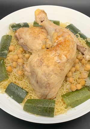 Une photo de Rechta au poulet