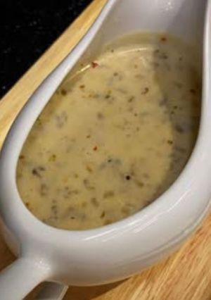 A picture of Mushroom sauce.