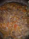 Carne con guiso y chipotle