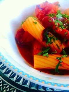 Una foto de Salsa a la diávola