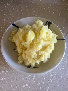 A picture of Quick Midweek Mashed Potatoes 🥔.
