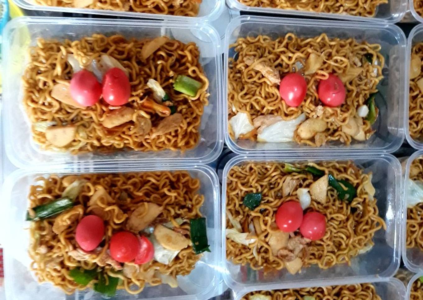 Bakmi goreng ultah special chinese food