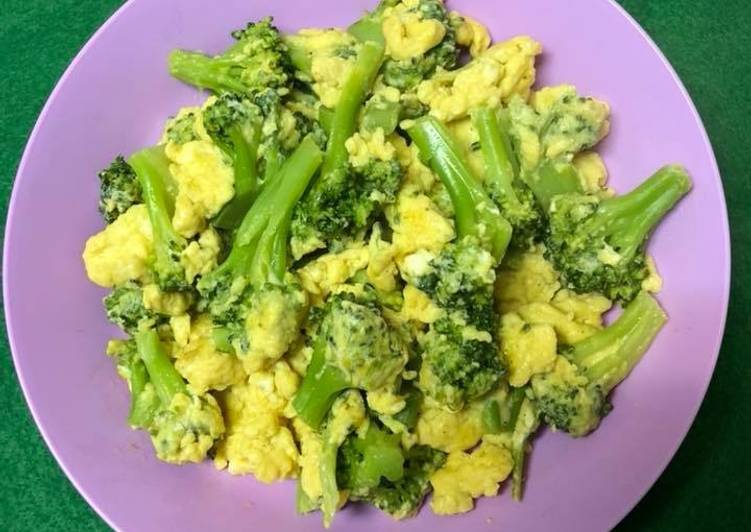 Broccoli Egg stir fry