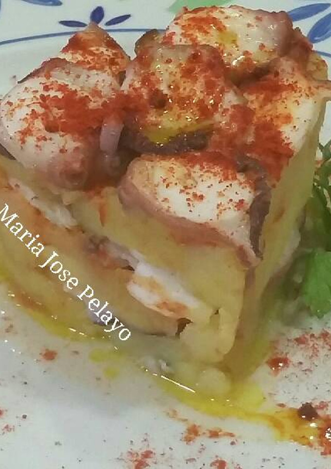 Una foto de Milhojas de pulpo con patata