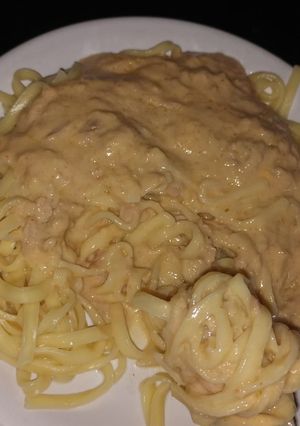 Una foto de Fideos con salsa a la cheddarnesca
