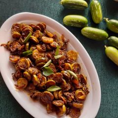 A picture of Ivy gourd pepper fry.
