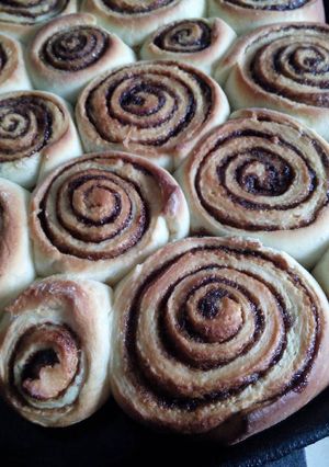 Una foto de Cinnamons rolls o rollos de canela