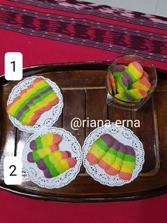 Foto resep Lidah kucing pelangi (Rainbow Cat's Tounge Cookies)