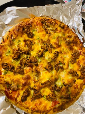 Easy Steps to Prepare Recipe Crispy Chicken tikka Pizza that is Awesome, Tasty}