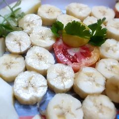A picture of Banana fruit chaat.