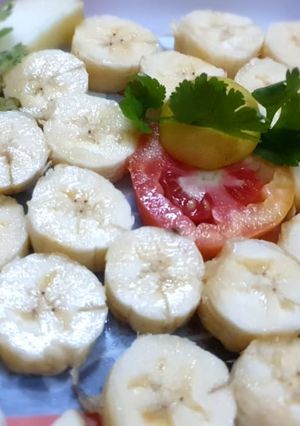 A picture of Banana fruit chaat.