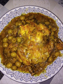 Una foto de Pollo al horno estilo marroquí🍗