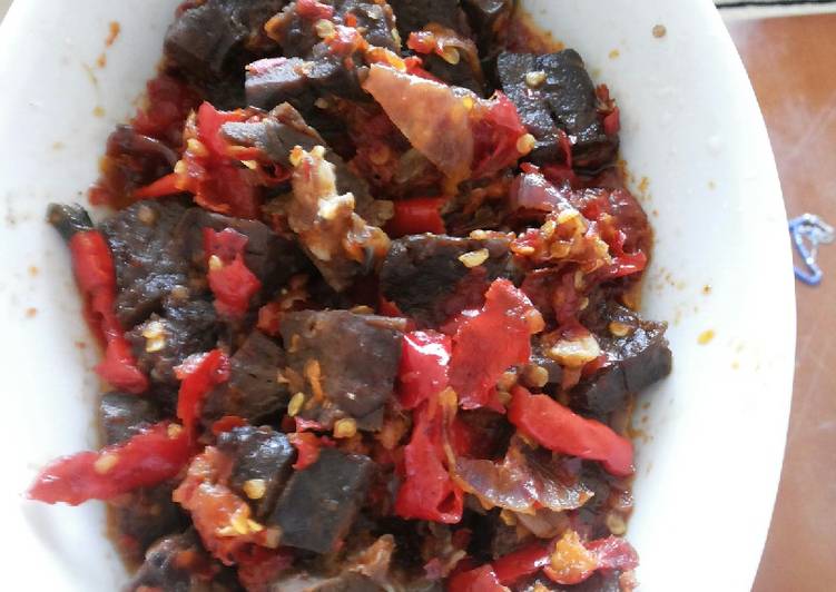 Bagaimana Membuat Sambal paru yang Bisa Manjain Lidah