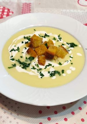 Foto di Vichyssoise Crema fredda di patate e porri