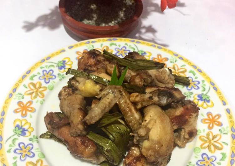 makanan Ayam Goreng Bacem Pandan Jadi, Lezat