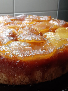 Una foto de Torta invertida de manzanas 🍎