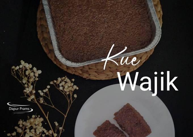 36. Kue Wajik