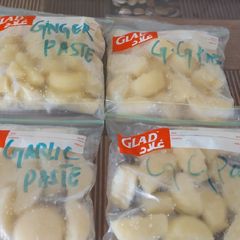 A picture of Ginger Garlic Paste.