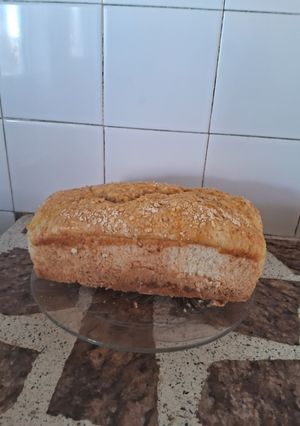 Una foto de Pan de avena y miel