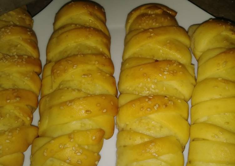 Recipe of Quick Chicken bread rolls