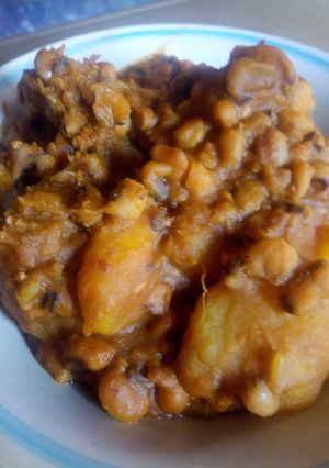 A picture of Porridge beans and sweet pototoes.