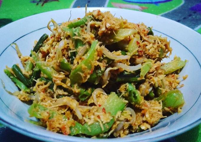 Standar Resep  membuat Urab Sayur Simple Enaaak dijamin sedap
