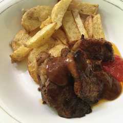 Sirloin Steak & Fries Rumahan রেসিপির প্রধান ছবি