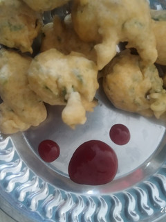 મેથી ના ભજીયા(Methi pakoda recipe in Gujarati) રેસીપી મુખ્ય ફોટો
