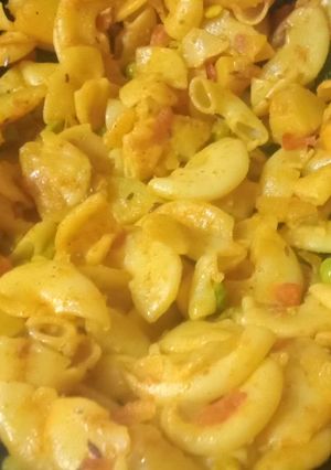A picture of Veggie macaroni.