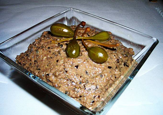 Paté de aceitunas negras Receta de 