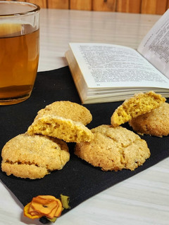 Una foto de 🍁🍂🫖 Galletitas azucaradas de calabaza especiadas - pumpkin spice sugar cookies 🫖🍂🍁