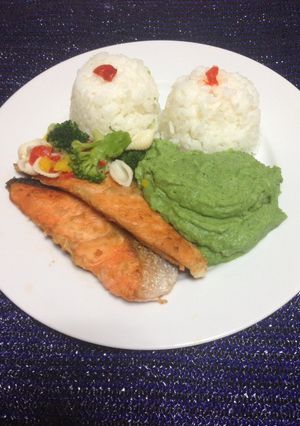 Una foto de Puré de Papas con Espinaca!!!!