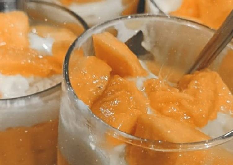 How to Make Any-night-of-the-week Mango Falooda with Vanilla Mango Ice Cream