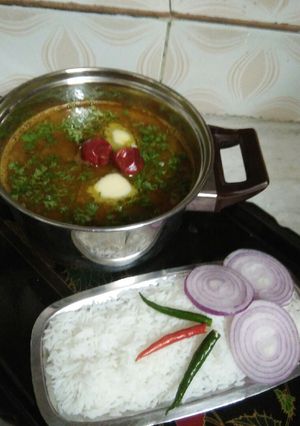 A picture of Masoor whole tadka.