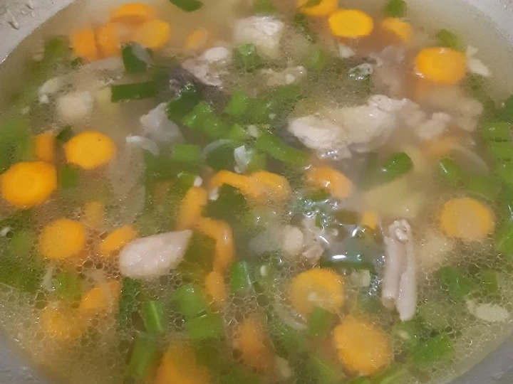 Langkah Gampang Menyiapkan Resep Sop Ayam Warna Warni yang Uenak Anti Ribet, Lezat