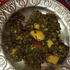 Palak meethi aloo A picture of Palak meethi aloo.