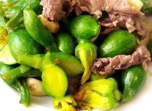 Hình của món Hoa bí xào thịt bò.