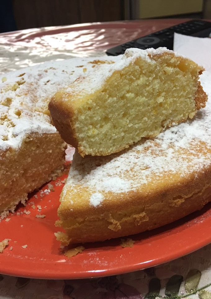 Una foto de Torta de limón húmeda!! Receta de Norali 🍋🍋!!