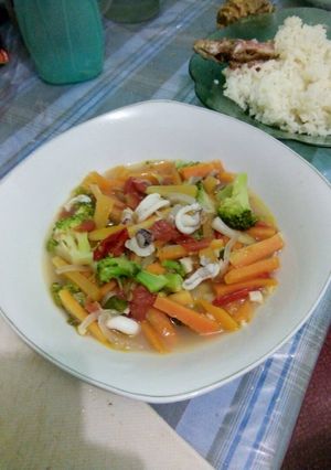 Foto resep Cah brokoli wortel seafood
